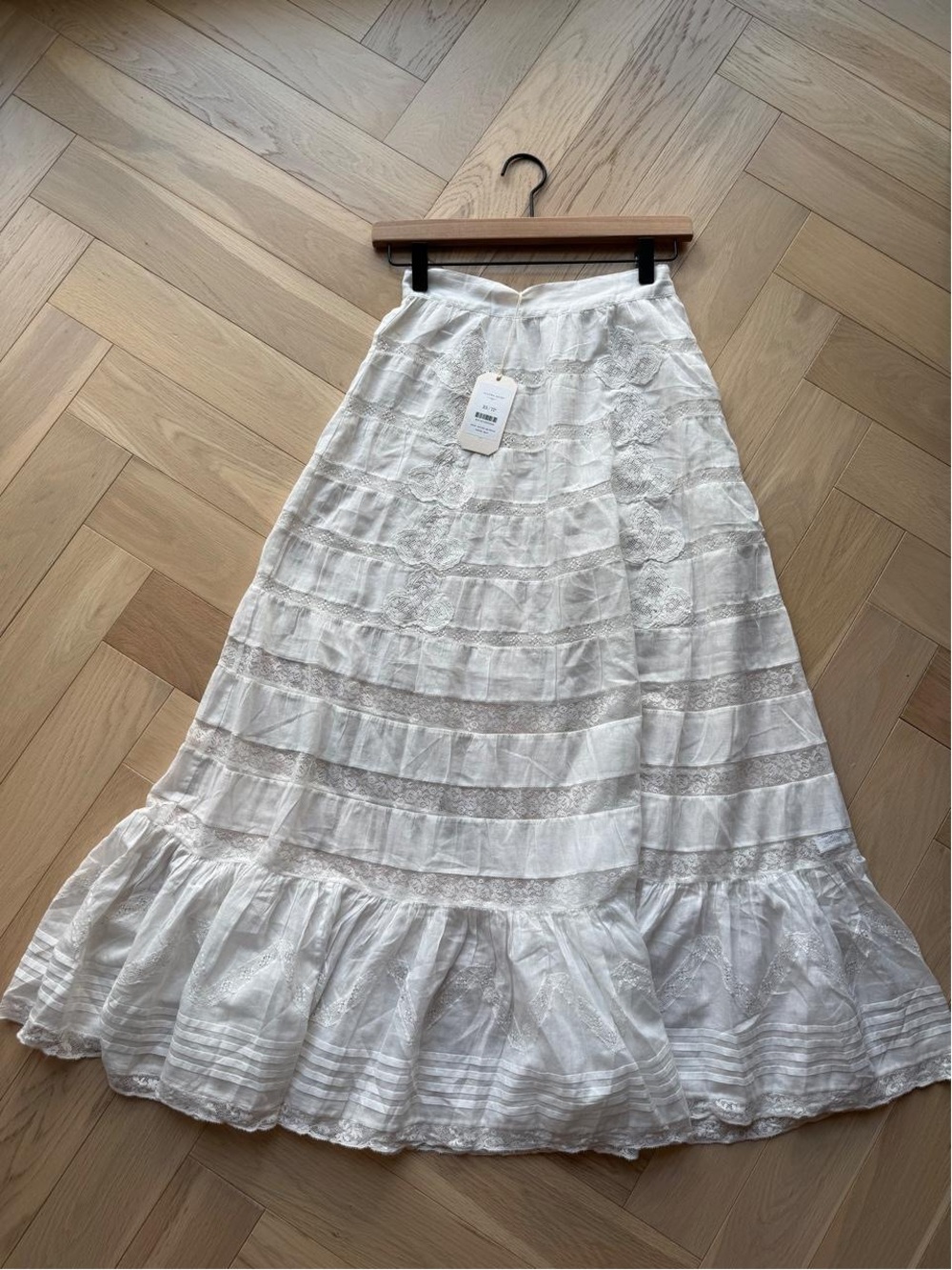 Doen Allura White Lace Maxi Skirt - Picture 3 of 6